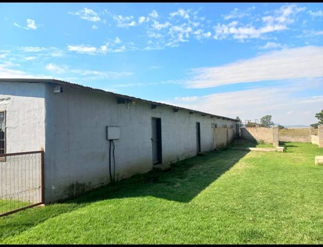 FARM FOR SALE IN HELDERSTROME
